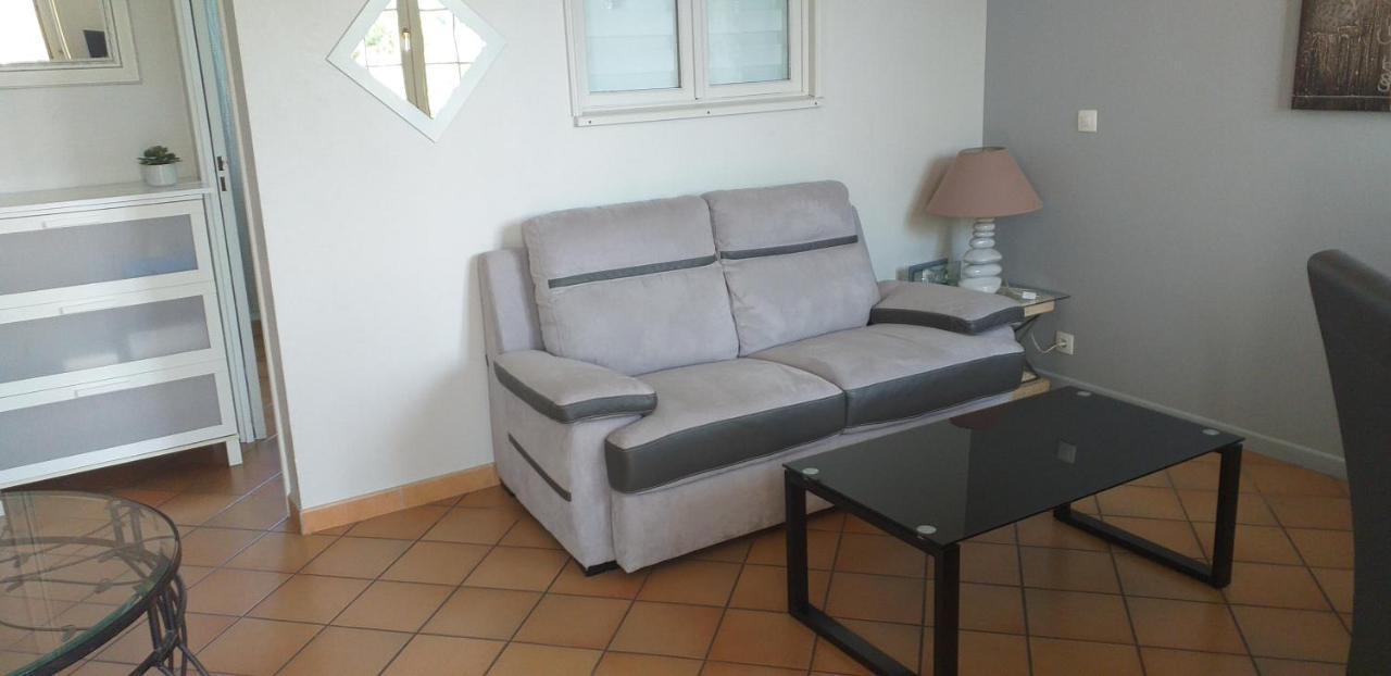 Appartement Sur le quai de port fréjus Extérieur photo